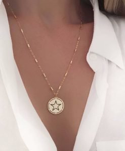 Collier tendance 2019 - Medaille etoile