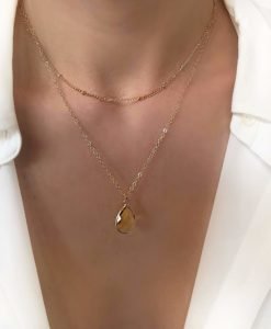 Collier tendance 2019 - multirangs pierre jauneCollier tendance 2019 - multirangs pierre jaune