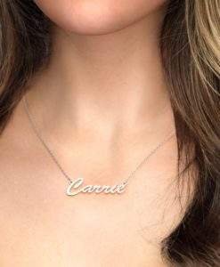 Collier classique avec nom en plaque argent