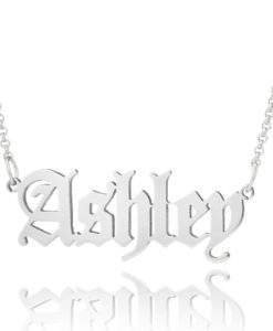 Collier prenom style cursif en argent