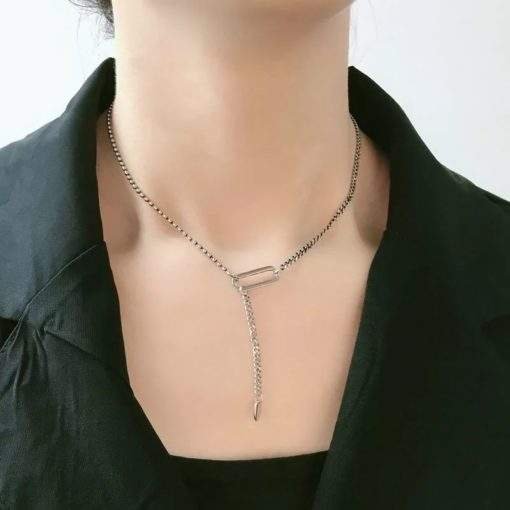 collier ras de cou tendance en argent